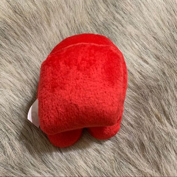 Red Among Us Plushie - Picture 3 of 4